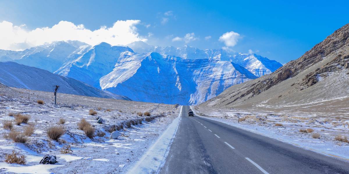Chandigarh to Ladakh 10-Day Explorer: Peaks, Lakes & Culture